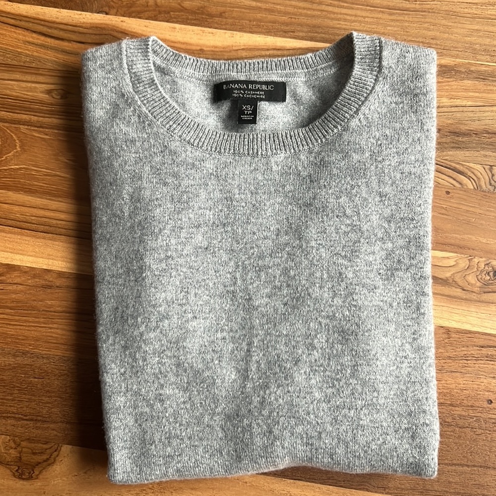 Women’s Banana Republic cashmere XS grey